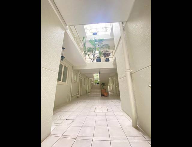 1 BEDROOM PROPERTY TO RENT IN GREEN POINT